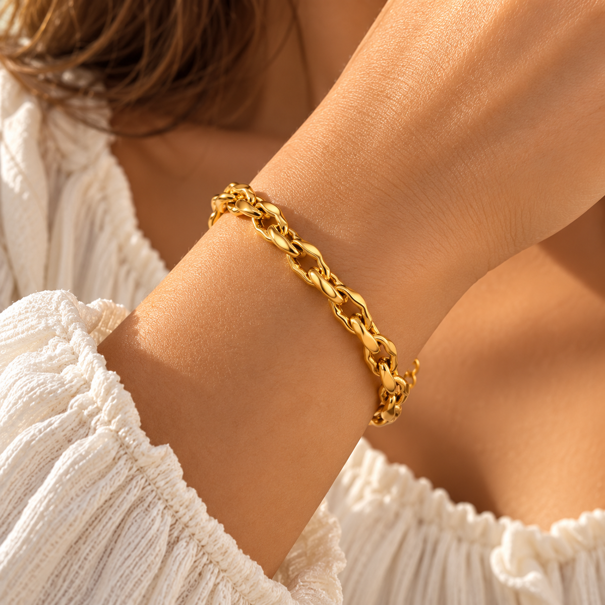 Bracelet Femme Doré en Acier Inoxydable – Chaîne Torsadée Élégante & Tendance
