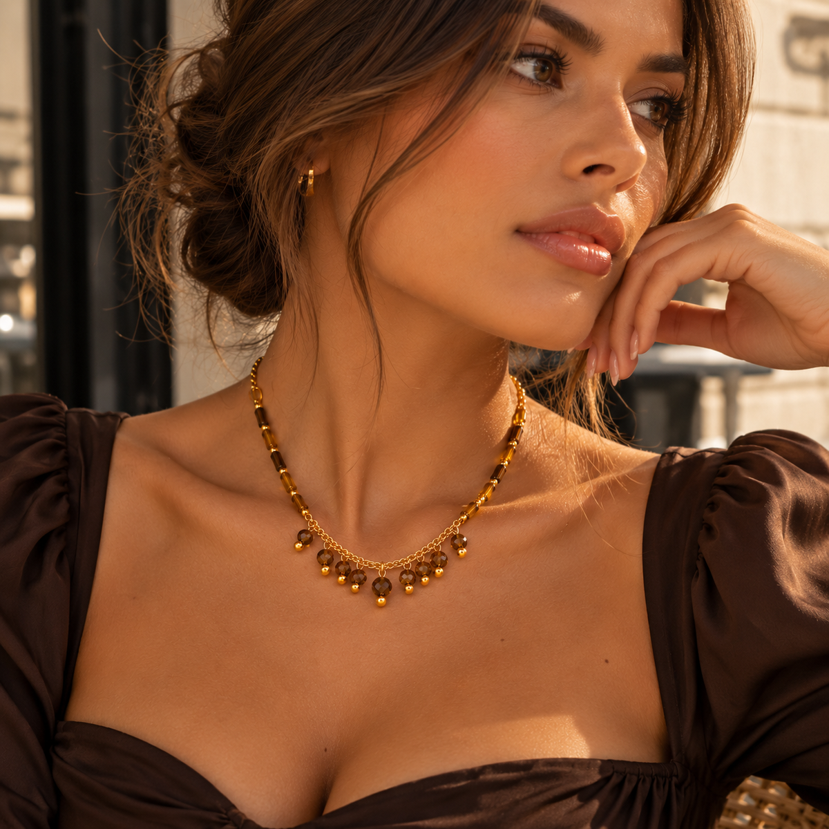 Collier Femme Doré en Acier Inoxydable avec Perles Marron – Élégant & Tendance